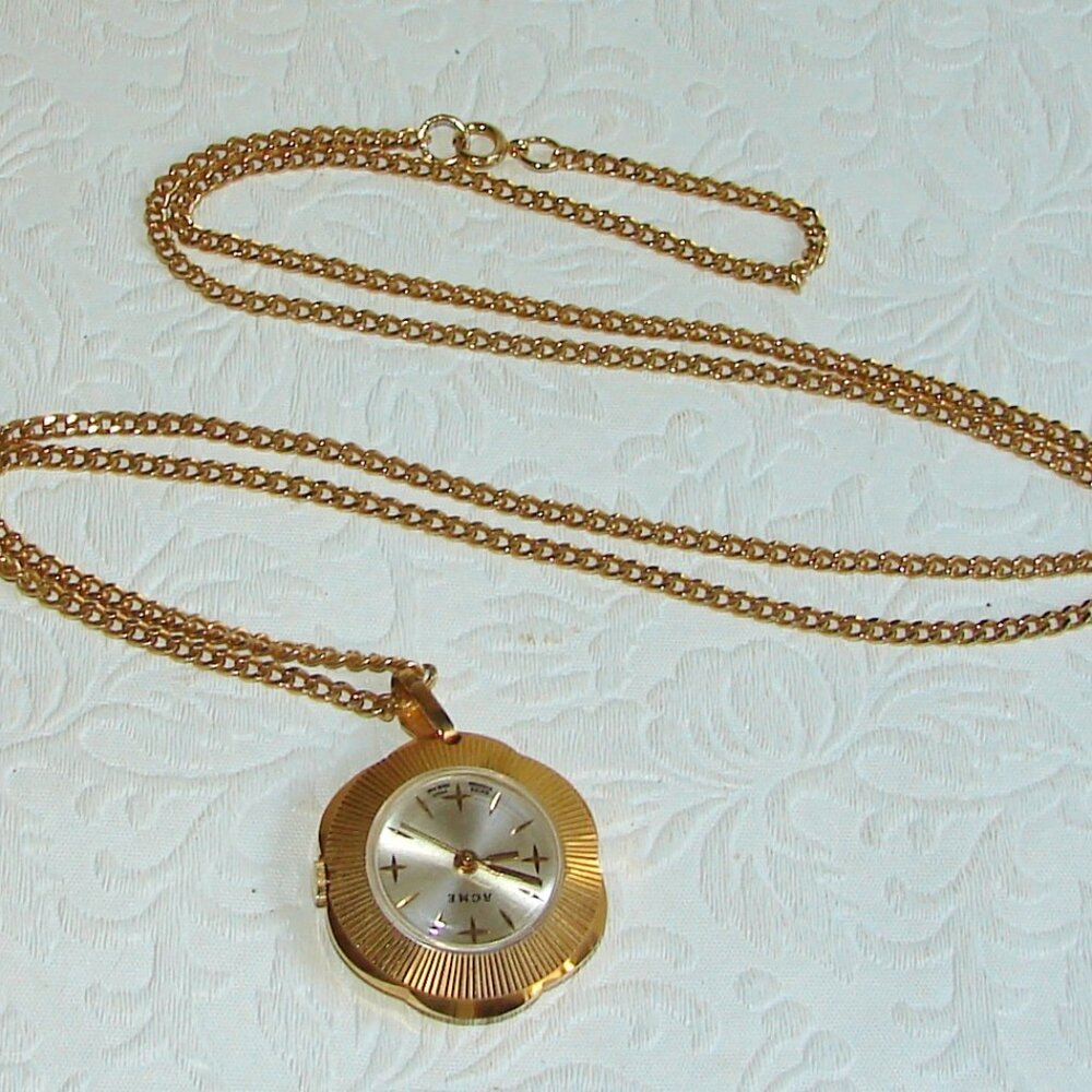 Rare Vtg Acme Pendant WATCH NECKLACE, Gold Tone, Working Swiss/Hong Kong B70